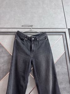 Divided H&amp;M Stylish Wide-Legged Charcoal Jeans
