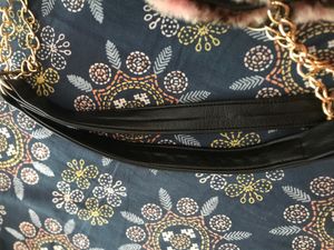 Chic Leopard Print Faux Fur Tote Bag