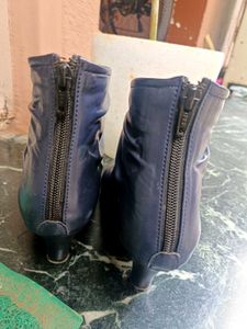 Navy Blue Ruched Ankle Boots
