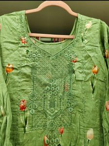 Beautiful Green Embroidered Kurta Set