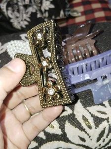 Pack Of 4 Hair Clips