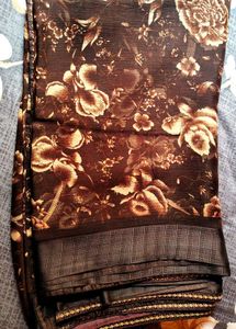 Beautiful Floral Print Saree