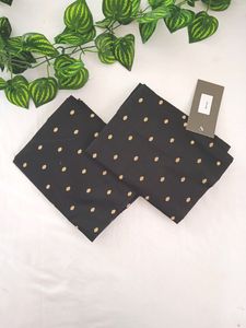 Black Cushion Cover (Home Appliances)