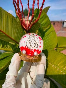 Ganesha Resin stands