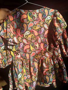 V-Neck Paisley Print Ruffle Sleeve Top