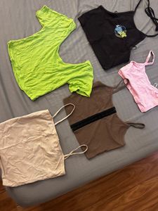 set of 5 Tank Tops