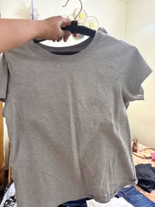 AND Women's Grey Basic T-Shirt
