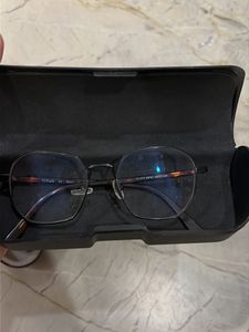 spectacles titan lenskart