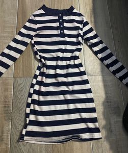 Bodycon Dress.💙🤍