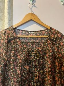 Floral Chiffon Tie-Front Top 🌸