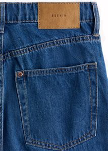 Jeans - Classic Denim Style