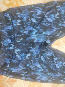 Women's Gym/ Yoga Leggings!! 💙
