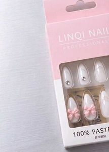 🎀 White  &amp; 3D Pink Bow Press-On Nails