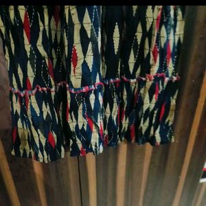 Embroidered Kurta with Geometric Print