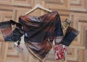Abstract Print Mesh Top