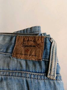 Light Wash Denim Jeans
