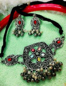 New Unused Oxidised Jewel Set