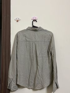 H&amp;M Long Sleeve Button-Up Shirt