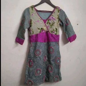 Ethnic Short Kurta With Sequence Work