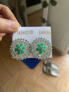 Elegant Floral Stud Earrings