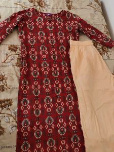 elegant red kurta set of libas