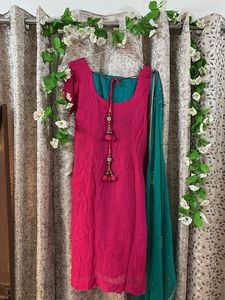 Embellished Magenta Kurta Set with Dupatta