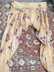 Floral Print Kurta &amp; Bottom Set