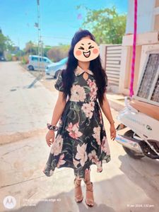 🌸 Unique Western Floral dress🌸