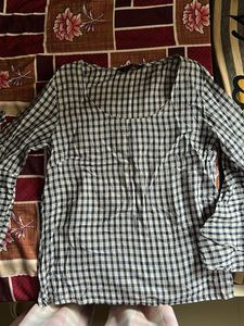 Chic Gingham Print Long Sleeve Top