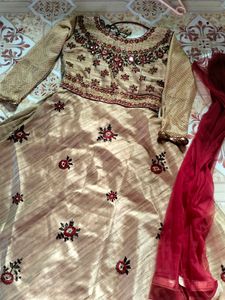 Gown Golden And Maroon