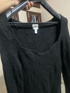 Cozy Black Long Sleeve Dress