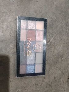 MARS 15 Eyeshadow Palette