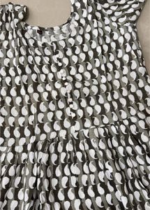 Stylish Paisley Print Kurta