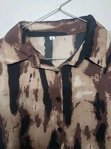 Abstract Print Button-Down Shirt