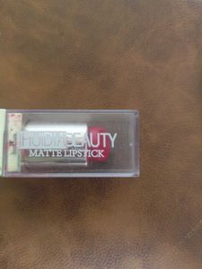 Huda Beauty Matte Lipstick