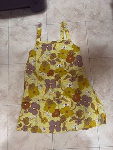 Yellow flower print Tunic with designer back