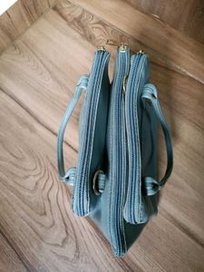 BAGGIT -Boggs Handbag - Stylish Everyday Bag