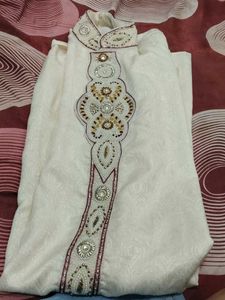 Elegant Embroidered Men's Kurta Set