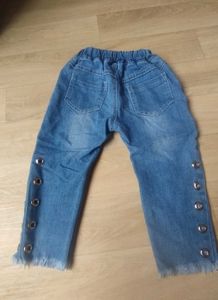 Cute Ripped Denim Jeans