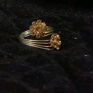 Pair of Gold-toned Kadaa