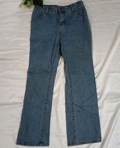 Straight Cut Jeans