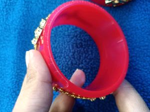 Red Floral Bangles