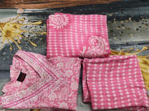 Elegant Pink Kurta Set