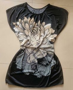 black floral kaftan