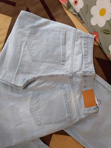 Light Wash Wide Leg Jeans