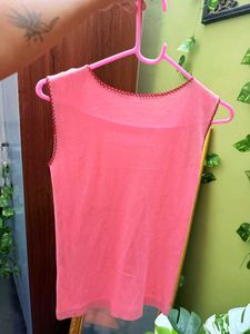 pinteresty Cute Pink Sleeveless fitted Top🩷