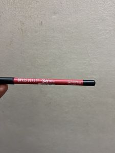 Swiss Beauty Bold Matte Lip Liner