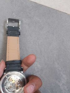 automatic watch movment rotor nahi he