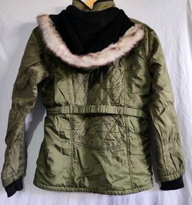 Stylish Women's Olive Green Puffer Jacket