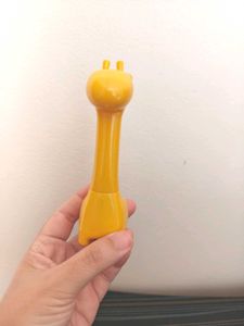Cute Colourful Giraffe Pen
